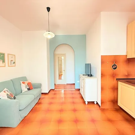 Onda D-5 By Interhome كوماكيو