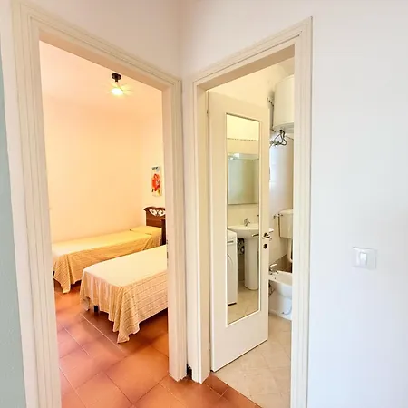 Onda D-5 By Interhome * Comacchio